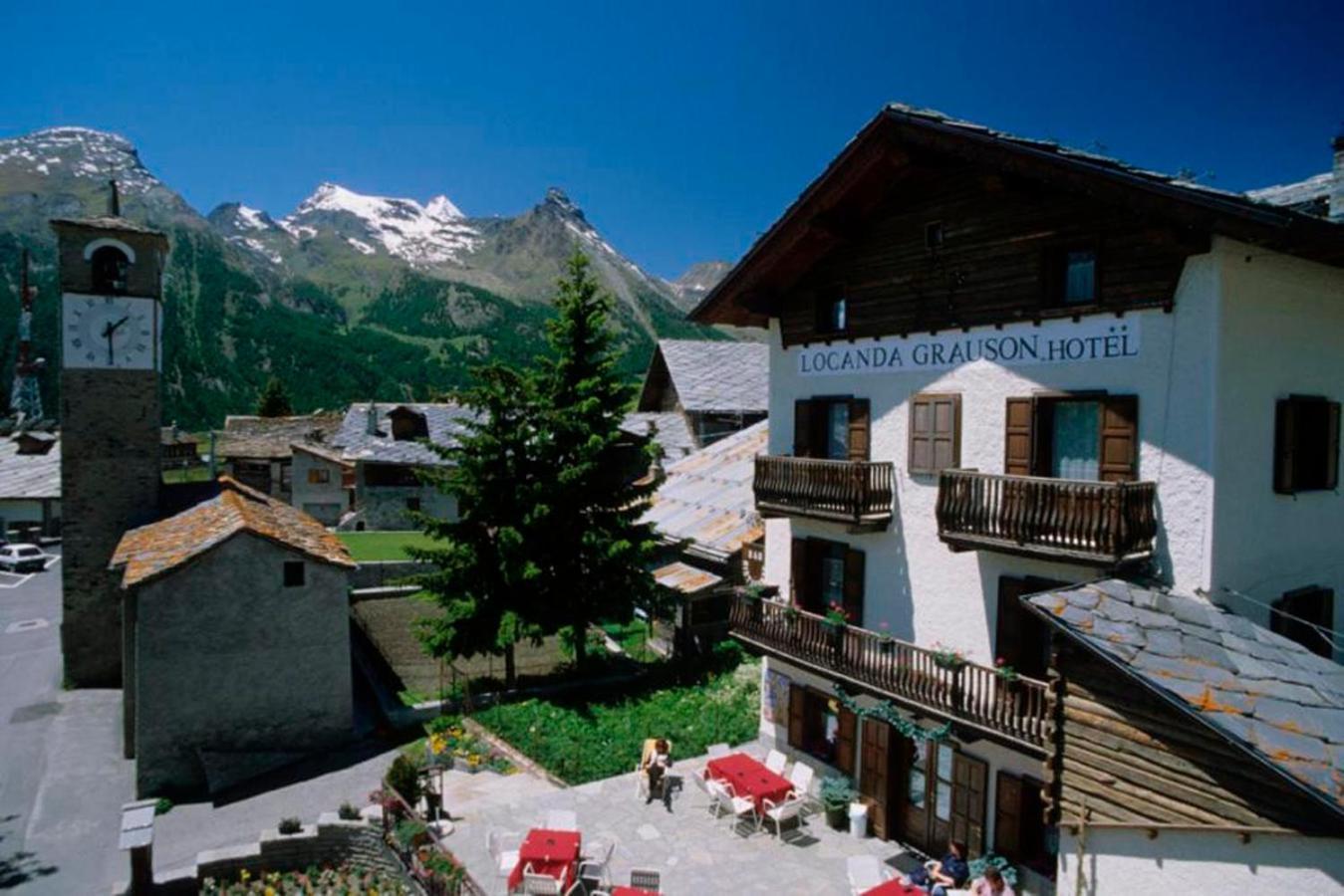 Hotel Locanda Grauson Cogne Exterior photo